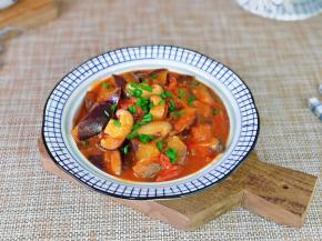 我家宝贝喜欢用汤汁拌饭。