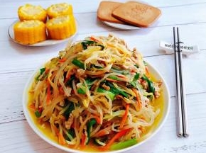 这是一道既方便快捷又经济实惠的美味