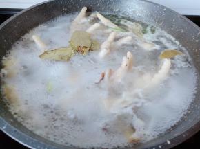 接着煮8-10分钟。