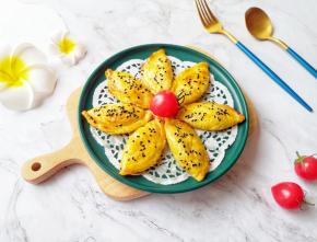 满屋子的香甜味。