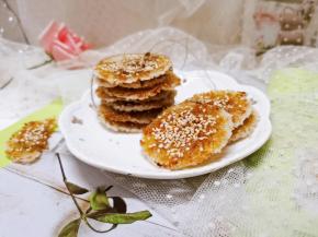 一定要小火慢炸出来才好吃!如果怕油多，可以用煎