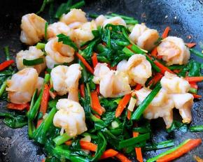 调味均匀即可出锅享用切记韭菜不要炒至时间过长影响口感