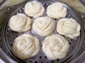 网红花卷出锅了。