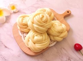 我家宝贝喜欢撕成一条一条吃。