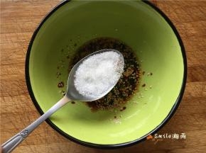 +生抽3勺、+陈醋2勺、+蚝油1勺、+白砂糖1勺。