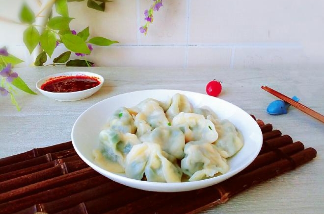 韭菜鸡蛋馅饺子