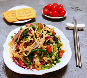 搭配水果、饼干一起吃好吃极了