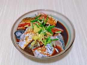 再加入切好的葱姜