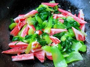 放入盐和味精调味均匀即可出锅享用