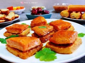 丰盛营养的早餐会给家人带来一天的好心情