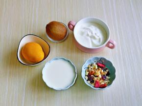 准备食材，我这个基本是一人食，可以根据个人胃口增加。