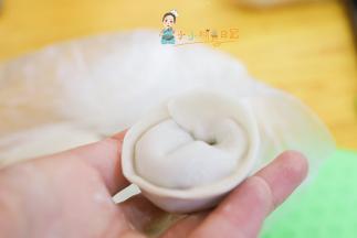 然后再两头黏住就是一个元宝的性状