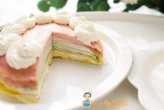 锅不能太热不然一倒上面糊就凝固了会很厚