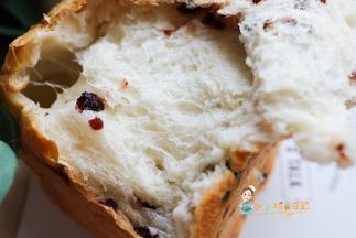 等晾凉以后才能切片哦，为什么我没切片的图因为没凉孩子已经全部吃没了…….