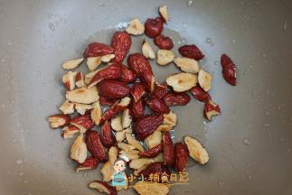 红枣洗干净去掉核