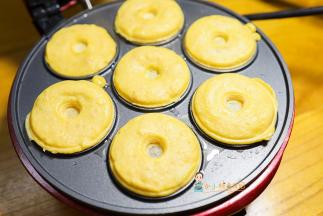 如果没熟透的话蛋糕会回缩那就不好吃了