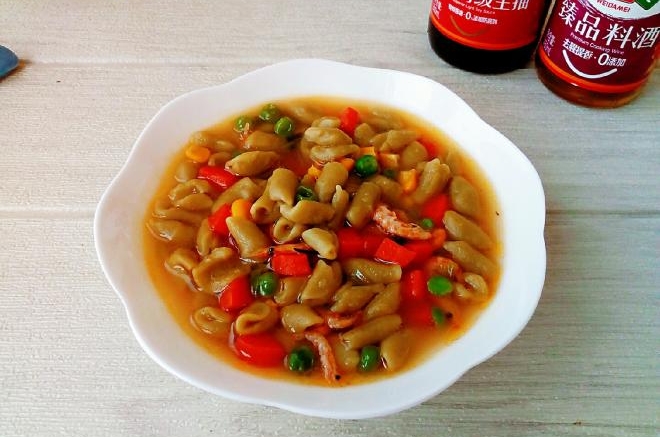 时蔬烩茵陈麻食