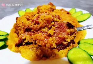 排骨入口香浓美味混搭着小米的清香就是唇齿留香回味无穷