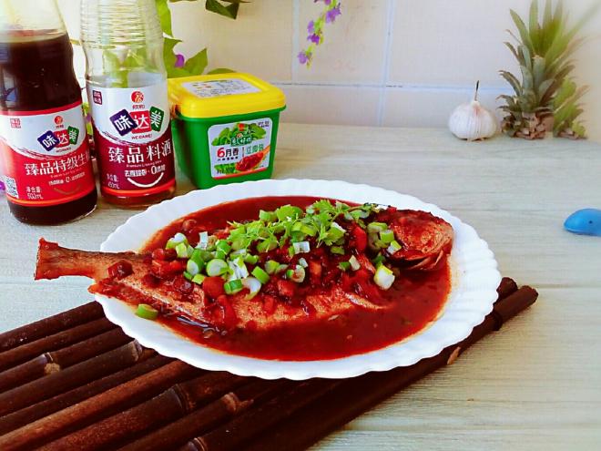 秘汁烧鲳鱼
