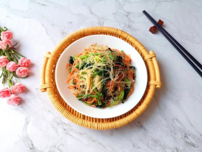 凉拌菠菜粉丝