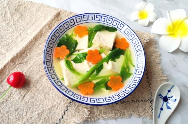 菠菜豆腐汤