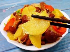 土豆片这样做软糯香浓让人回味无穷
