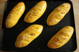 烤完，取出转移到冷凉架上晾到手温，然后就可以开吃啦。吃不完密封保存即可。