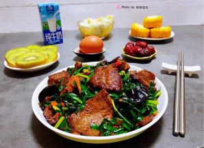 营养丰盛的早餐会给家人带来一天的好心情