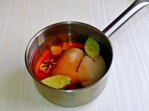 再加入一勺料酒。