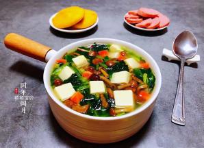 搭配玉米饼和香肠一起吃棒极了