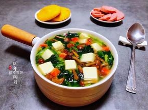 搭配玉米饼和香肠一起吃棒极了