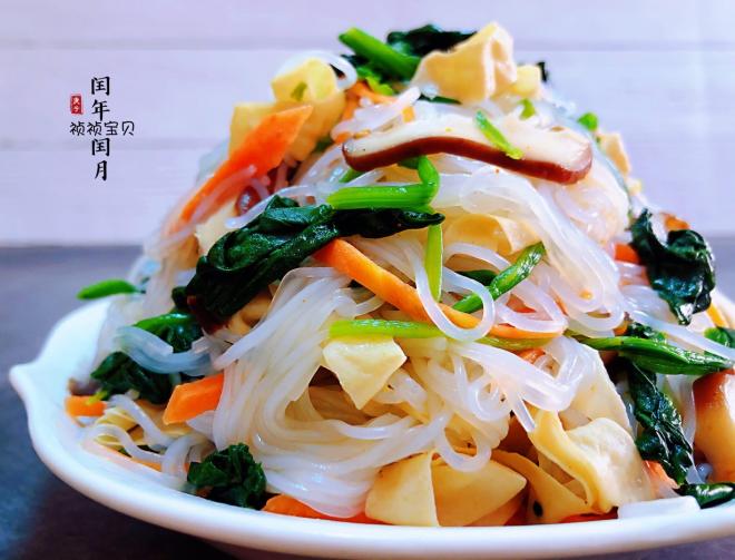 菠菜凉拌粉丝香菇豆皮