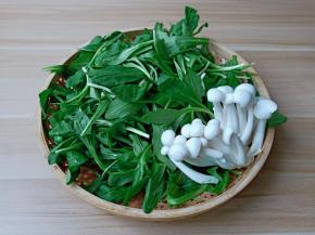 马兰头季节性的美食。