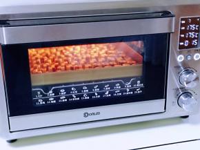 上下175度烤15分钟。(时间及温度仅供参考，具体根据自家烤箱脾气另定)