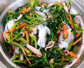 将所有的调味料拌匀入味即可享用