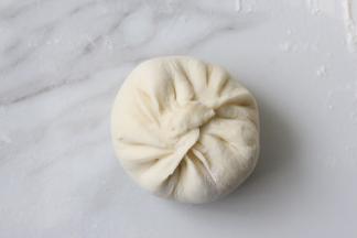 最后包起来捏好收口