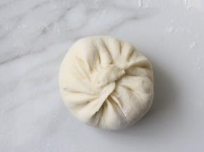 最后包起来捏好收口