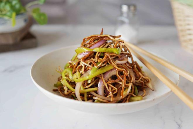 春季养生小菜—凉拌三丝