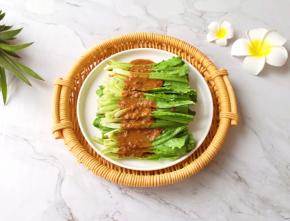 麻酱油麦菜做好啦！