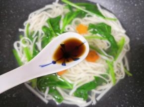 一勺醋。