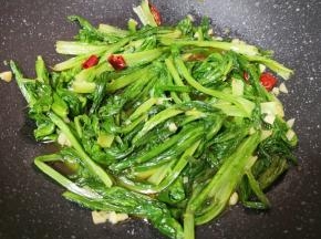 翻炒均匀关火出锅。