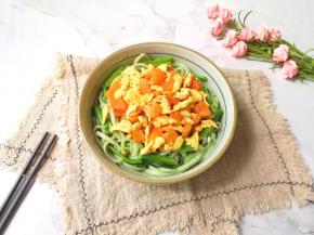 搅拌均匀就可以开吃啦！