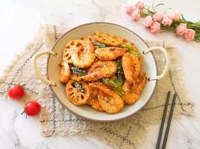 麻辣鲜香的干锅虾。