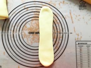 再次擀成牛舌状