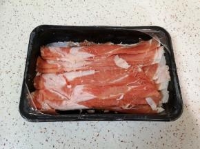 准备好牛肉卷。