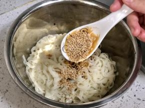 加1勺芝麻；