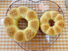 脱模，晾至手心温度即可。