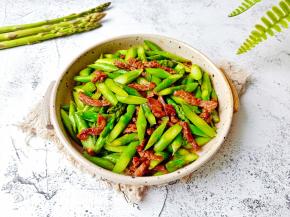 米饭多吃两碗。