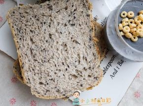 水量根据面粉吸水性灵活掌握