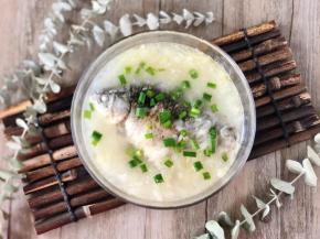 最后撒上葱花即可。